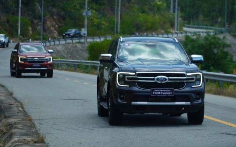 Giá thuê xe Ford Everest dao động tùy theo hình thức thuê Giá thuê xe Ford Everest dao động tùy theo hình thức thuê